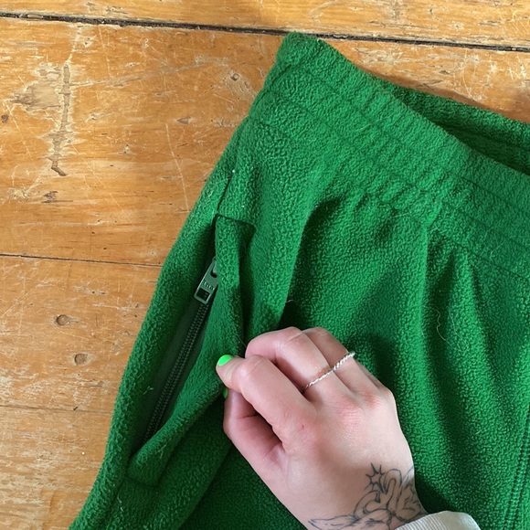 Fleece aritzia Kelly green jogger - Picture 2 of 4
